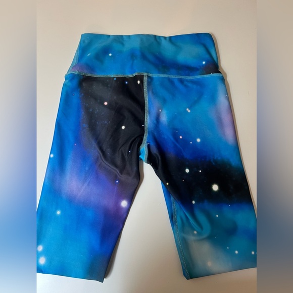 My Inner Fire Aurora Borealis Yoga Pants Size 6 - Picture 5 of 7